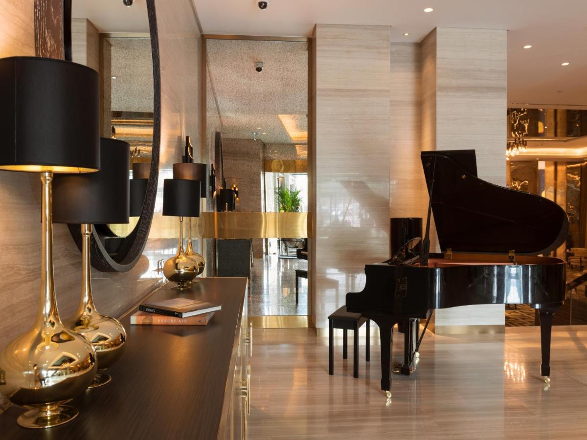 Hyatt Regency Al Kout Mall Kuwait City Ngoại thất bức ảnh The piano room