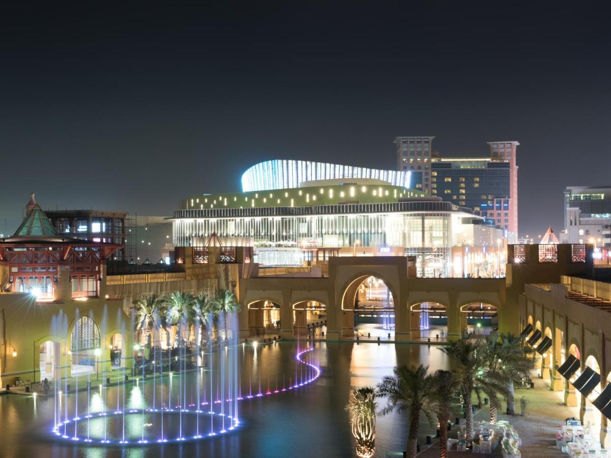 Hyatt Regency Al Kout Mall Kuwait City Ngoại thất bức ảnh The Dubai Convention Centre