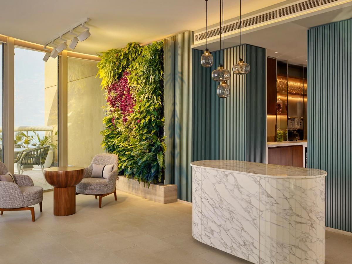 Hyatt Regency Al Kout Mall Kuwait City Ngoại thất bức ảnh Interior design of a residential apartment